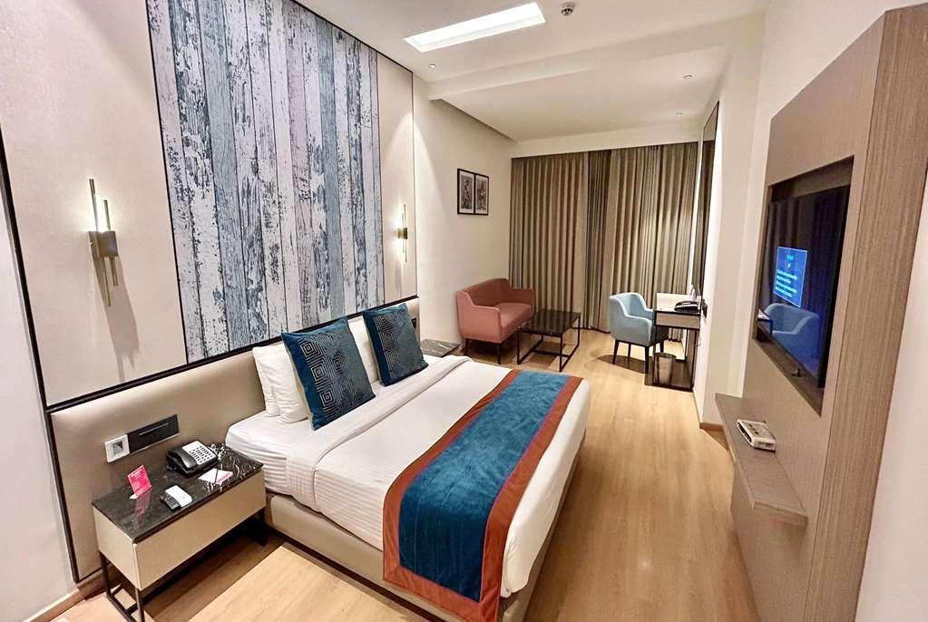 Ramada By Wyndham Jalandhar City Center Zimmer foto
